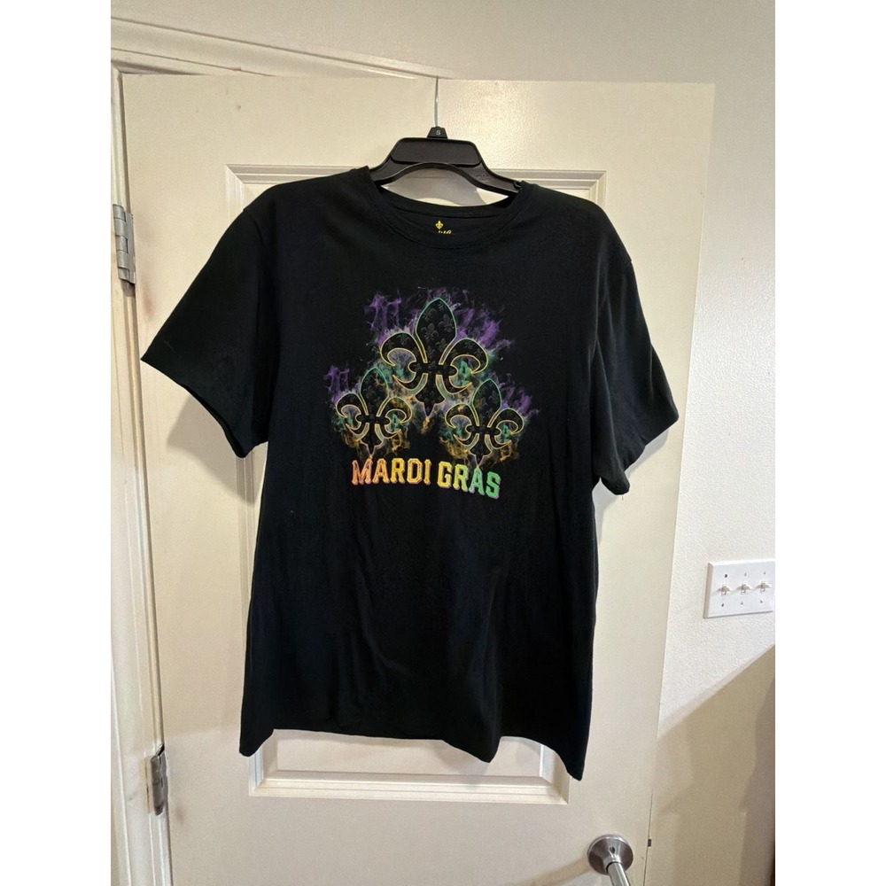 Mardi Gras Fleur-de-Lis Graphic Short Sleeve T-Shirt‎ Black